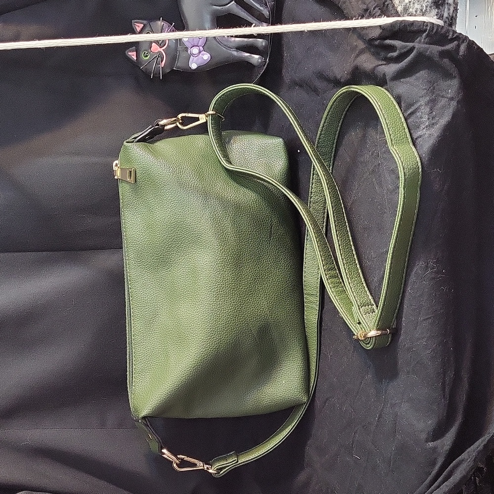 Women's small bag black rivet
